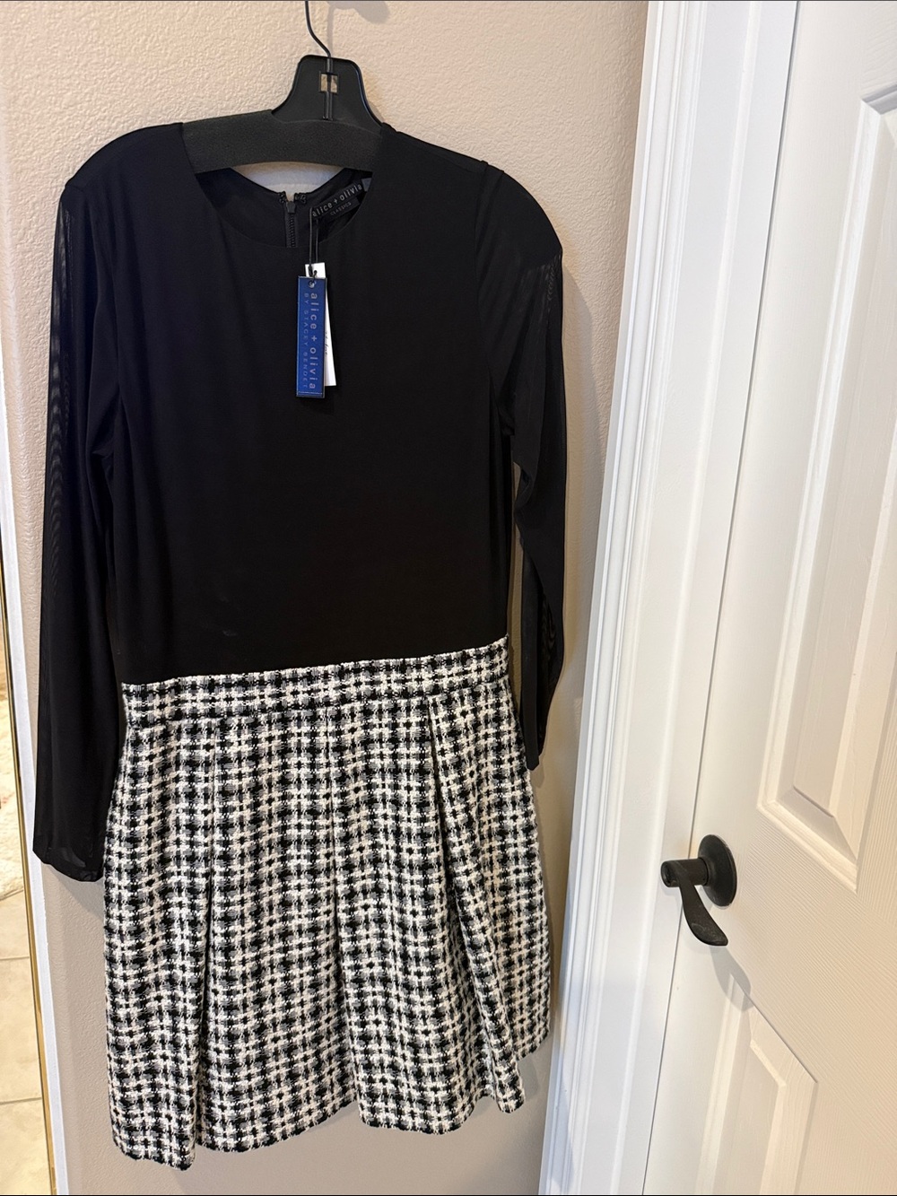 Alice and Olivia dress black